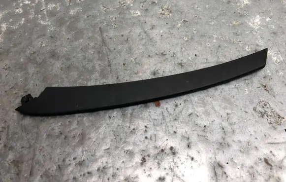 Porsche Cayenne (92A) Front bumper splitter molding 7P5807685EBILI 7P5807685E