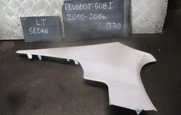 Peugeot 508 (D)pillar trim (top) 9686335177