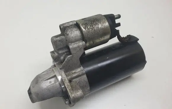 BMW 5 E60 E61 Starter motor 12417796892 7796892 0001115046