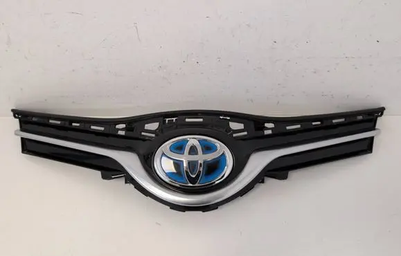 Toyota Yaris Front bumper upper radiator grill 531010D650 531110D800