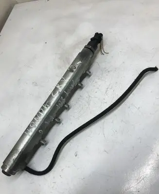 Honda CR-V Fuel main line pipe