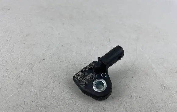 Volkswagen T-Roc Airbag deployment crash/impact sensor 3Q0959351A