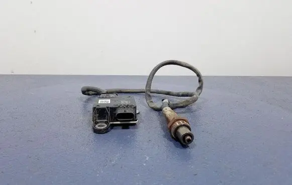 BMW X5 E53 Lambda probe sensor 8582025