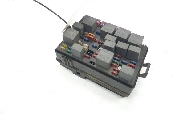 KIA Shuma Fuse box set 15424198
