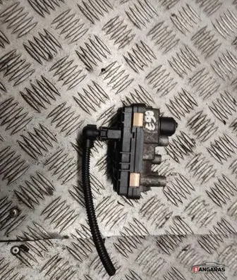 BMW 3 E90 E91 Turbine electric control actuator 7506435