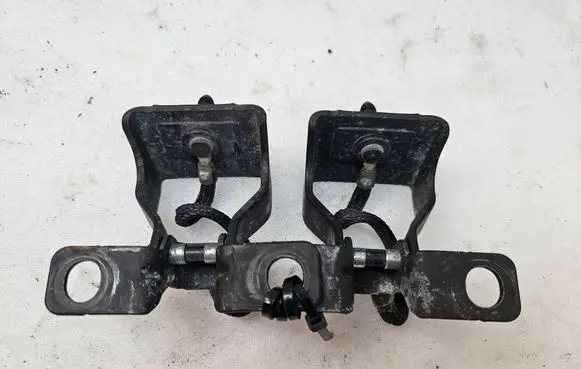 Peugeot 508 II Tailgate/trunk/boot hinge