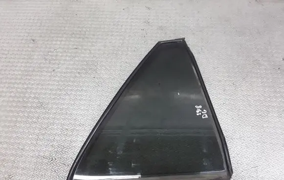 Toyota Avensis T250 Rear vent window glass 