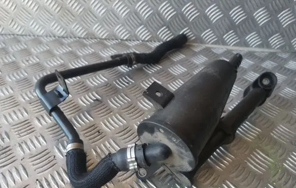 Opel Insignia A Oil breather separator 55567249 70330351 565581915