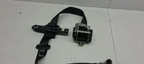 Land Rover Range Rover Evoque L538 Front seatbelt 620198200