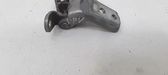 Toyota Avensis T250 Front door upper hinge