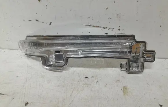 Volvo V60 Mirror indicator light 3100929