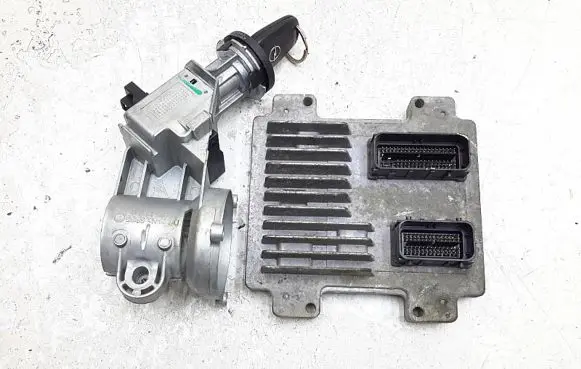 Opel Corsa D Engine ECU kit and lock set 55583737
