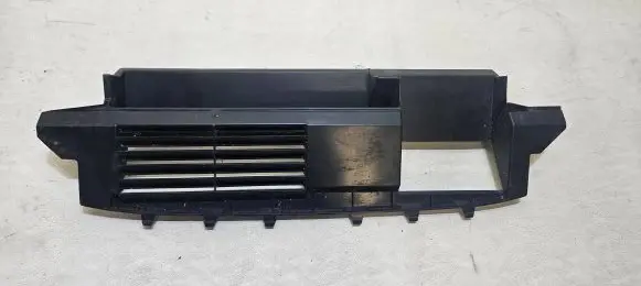 Citroen Berlingo Intercooler air guide/duct channel 9821840980