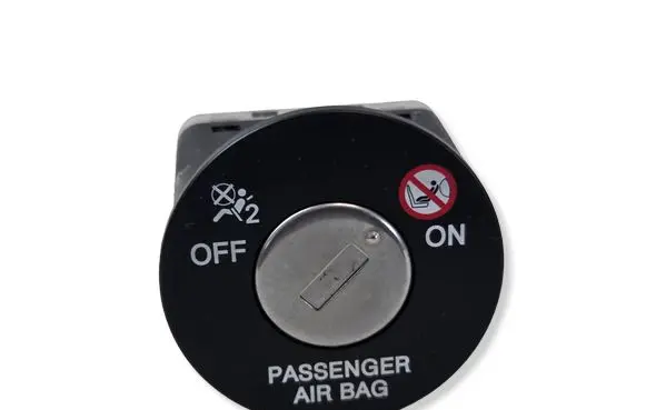 KIA Sorento Passenger airbag on/off switch 