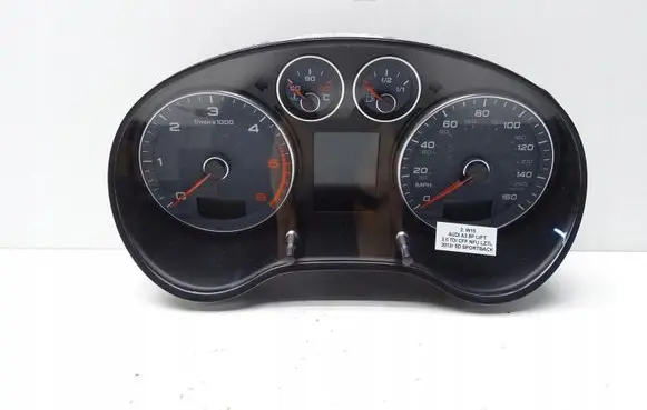 Audi A3 S3 8P Speedometer (instrument cluster) 8P0920983