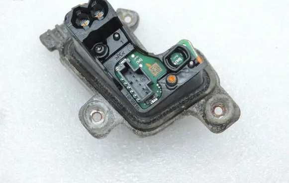 BMW 3 F30 F35 F31 Air suspension control unit module (rear) 63117419619 7419619