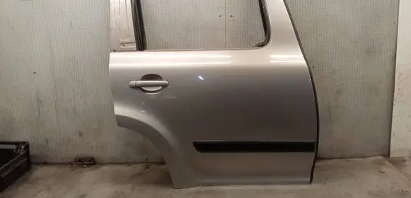 Skoda Yeti (5L) Rear door 