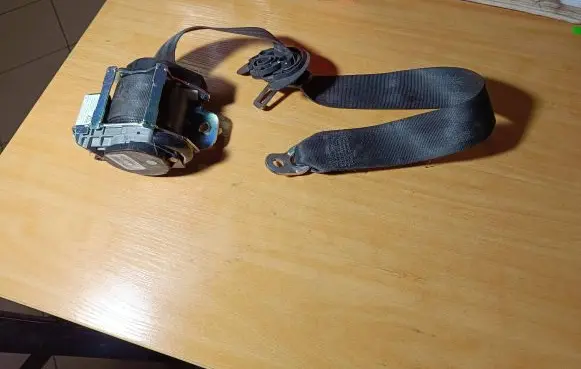 Volkswagen Jetta V Front seatbelt 1K4857706BG