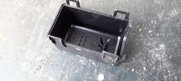 Renault Scenic III - Grand scenic III Fuse box cover 8200222933