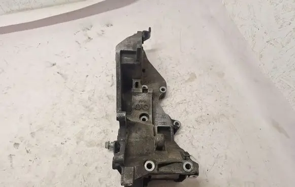 Audi A4 S4 B6 8E 8H Generator/alternator bracket 03L903143H