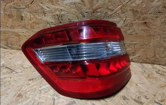 Mercedes-Benz E W212 Rear/tail lights