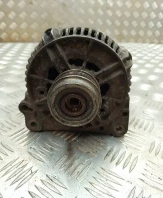 Volkswagen PASSAT B5 Generator/alternator