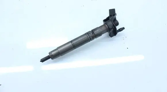 Mercedes-Benz GL X164 Fuel injector A642070