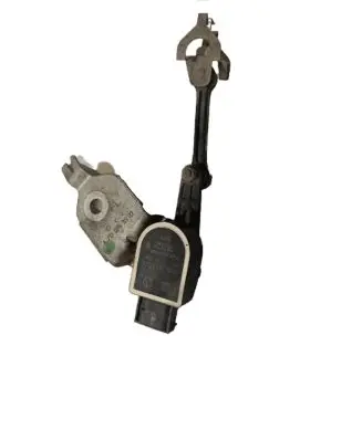 Mercedes-Benz E AMG W213 Brake power pressure regulator A0009053704