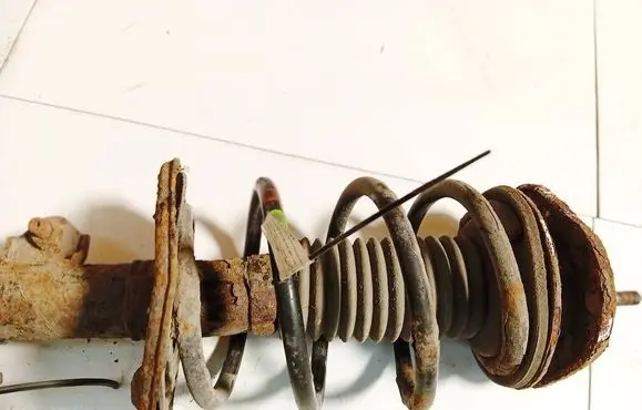 Toyota Auris 150 Front coil spring 