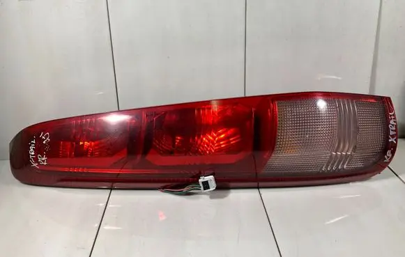 Nissan X-Trail T30 Rear/tail lights 4913