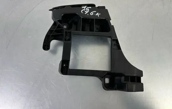 Audi A6 S6 C7 4G Rear bumper mounting bracket 4G9807393