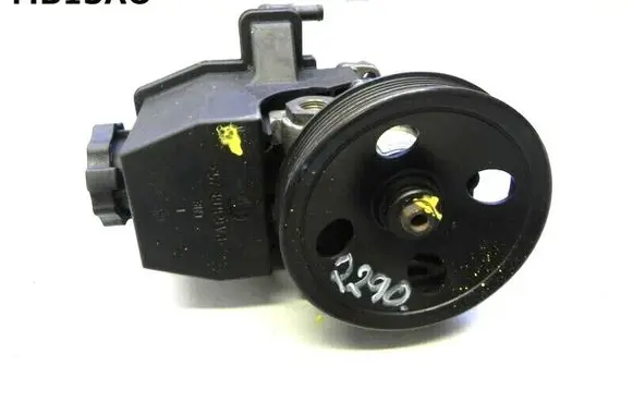 Mercedes-Benz ML W163 Power steering pump 0024667901 A0024662901