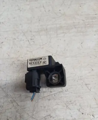Renault Scenic II - Grand scenic II Airbag deployment crash/impact sensor 8200236286C 601298200