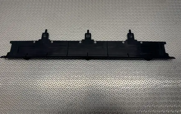 BMW 5 G30 G31 G38 Bottom radiator support slam panel 13808615 8577638 17118577638
