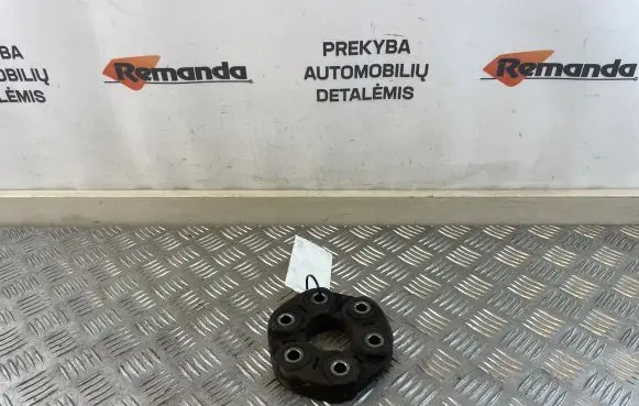 BMW 5 G30 G31 G38 Rear prop shaft donut coupling/joint 7610372