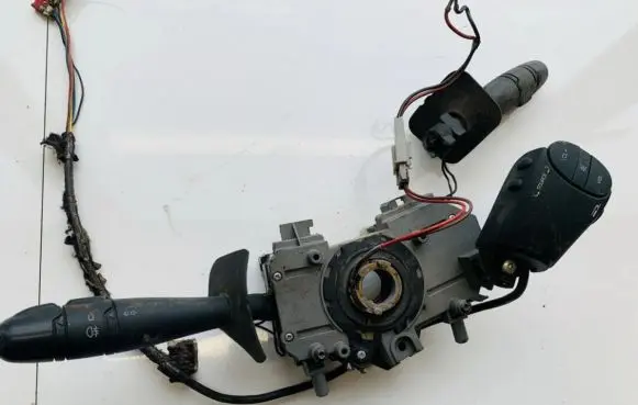 Renault Scenic I Indicator stalk 77004144781 54034461