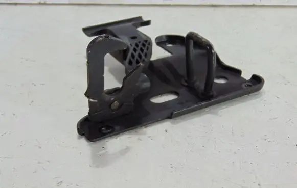 Audi A6 S6 C6 4F Engine bonnet/hood lock/latch loop/hook 