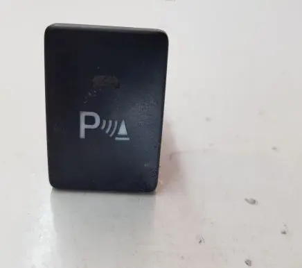 Toyota Avensis T270 Parking (PDC) sensor switch 15B533