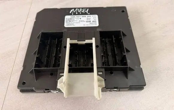 Volkswagen Touran III Comfort/convenience module 5Q0937086AH