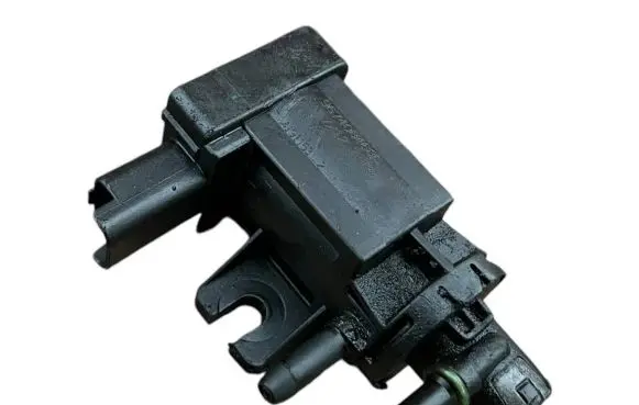 Citroen DS4 Turbo solenoid valve 9674084680 15712340