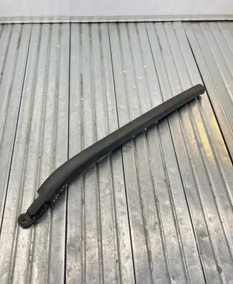 BMW 5 E60 E61 Rear wiper blade arm 7066173 4280793