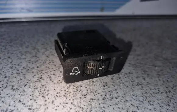 BMW 5 E39 Headlight level height control switch 8360460 259160 21323000