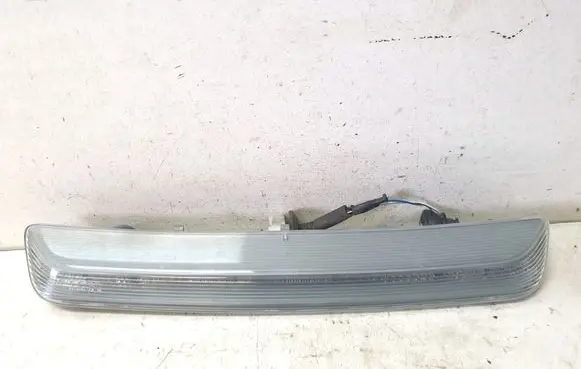 Toyota Avensis T270 Third/center stoplight 89076394