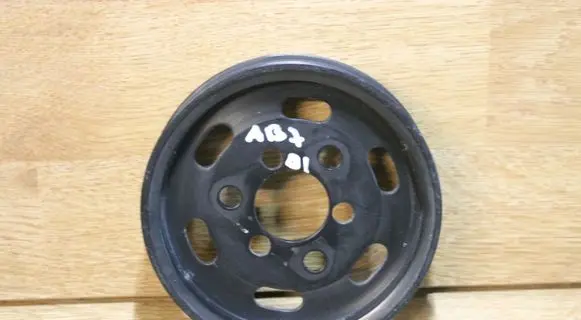 Audi A4 S4 B7 8E 8H Power steering pump pulley 038145255B