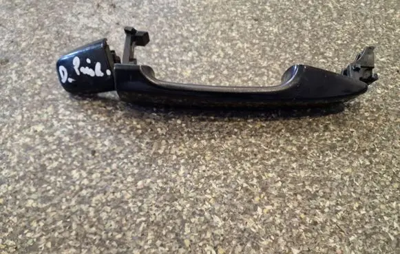 Subaru Legacy Front door exterior handle