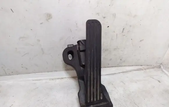 Volkswagen Touran I Accelerator throttle pedal 6PV00874601 1T2723503G