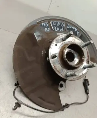 Opel Insignia B Front wheel hub 13507016 557804735 91172479