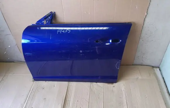 Maserati Ghibli Front door