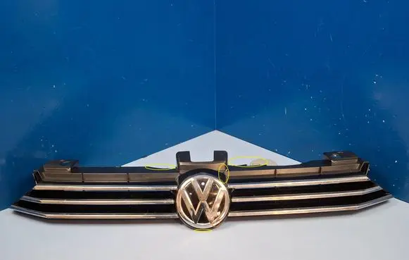 Volkswagen Golf Sportsvan Front bumper upper radiator grill 510853651L