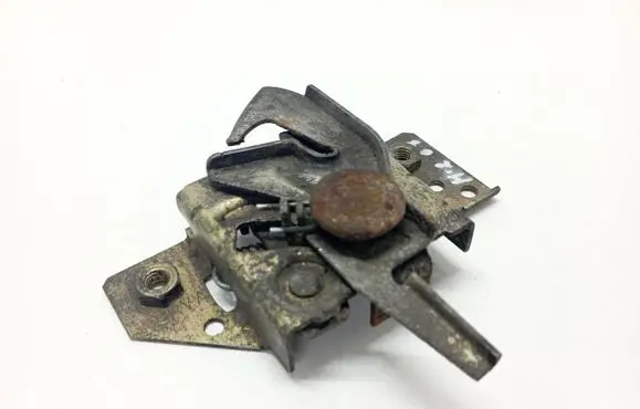 Mazda 2 Engine bonnet/hood lock/catch